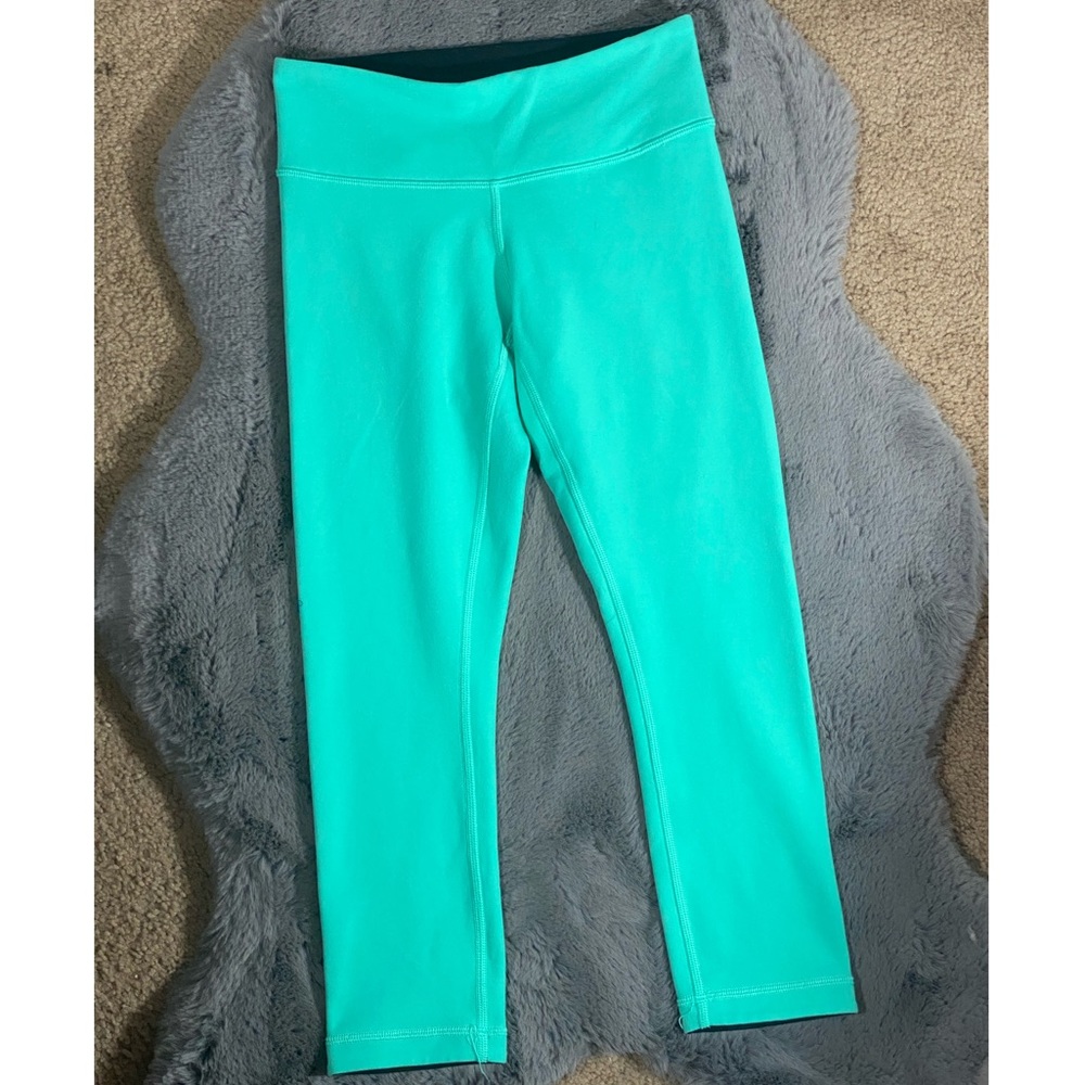 Lululemon Teal Blue Capris Leggings - Picture 8 of 8